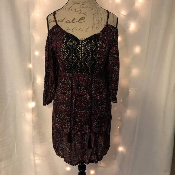 Angie Dresses & Skirts - 1[Angie] Black & burgundy peasant dress